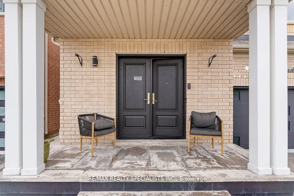 15 Brownbush Way
