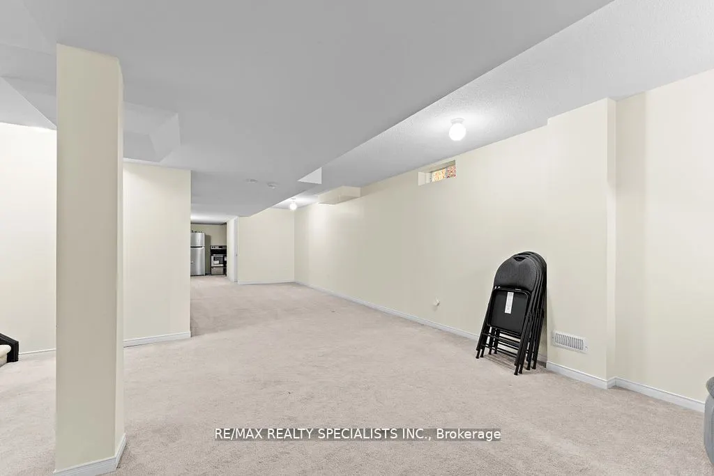 15 Brownbush Way