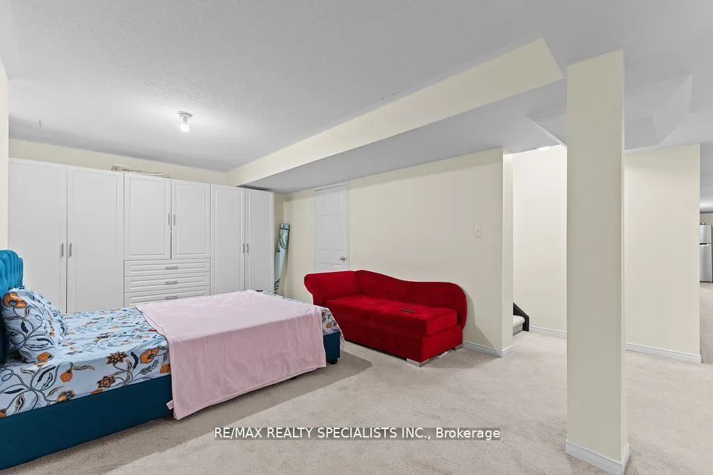 15 Brownbush Way