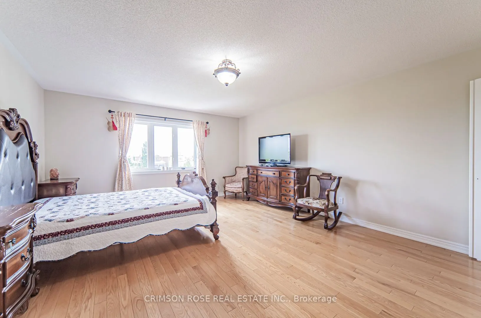 5420 Valleyhigh Drive