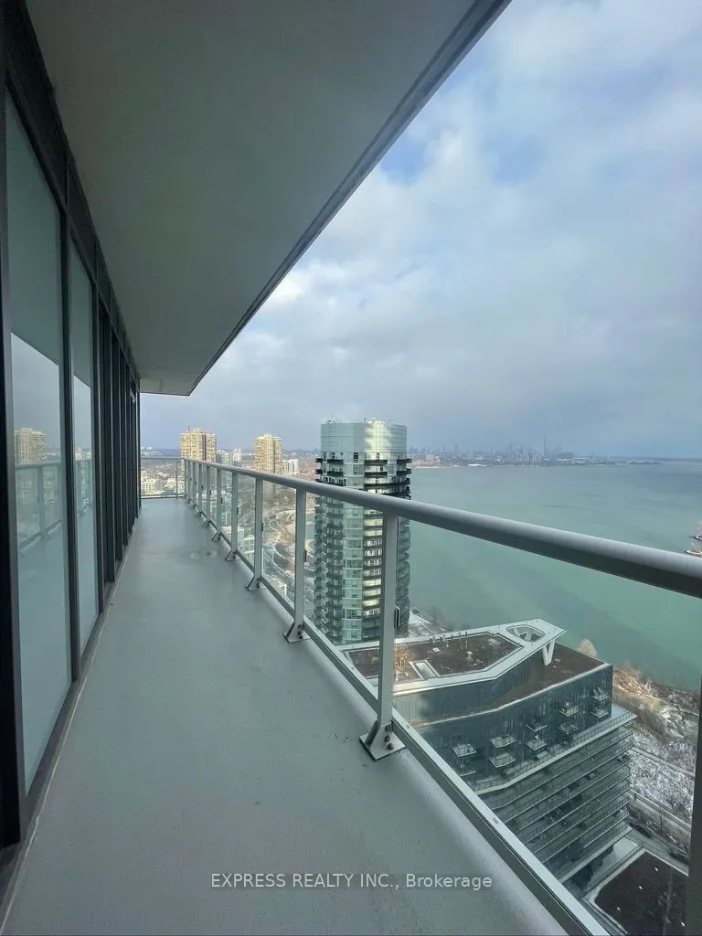 56 Annie Craig Drive, #3201