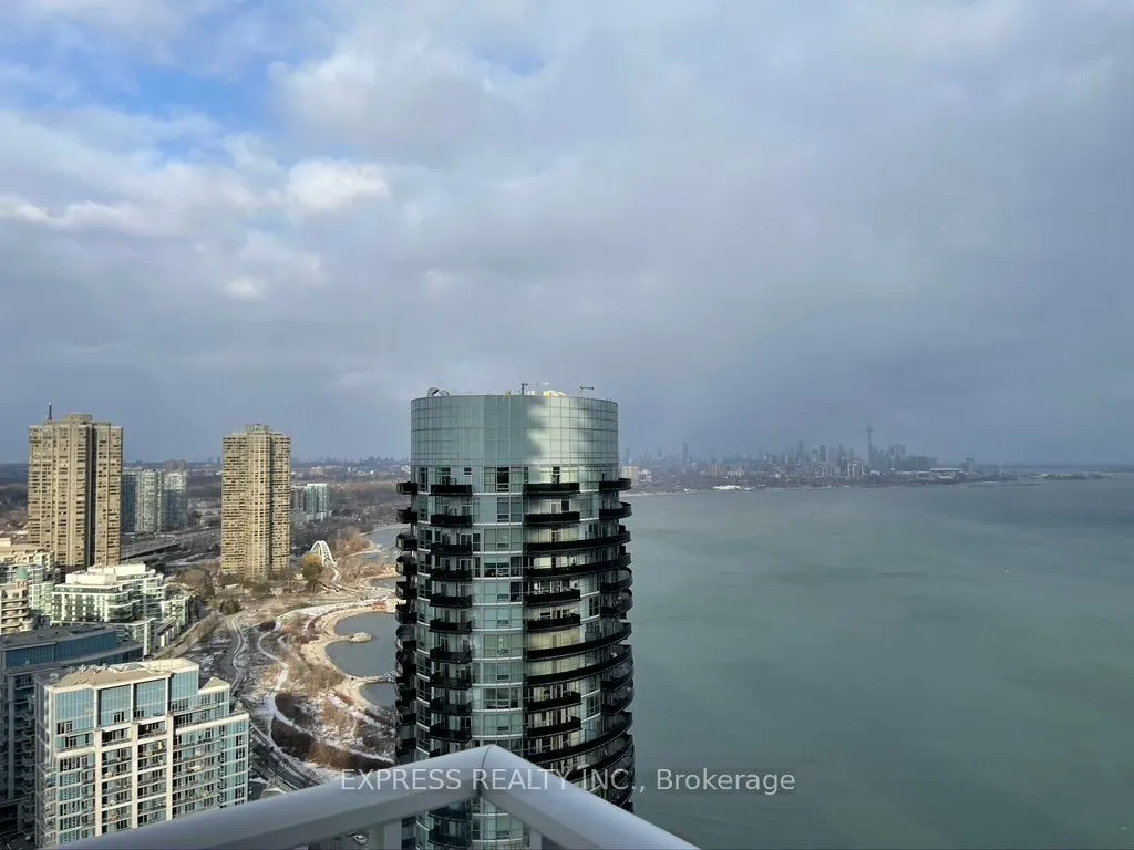 56 Annie Craig Drive, #3201