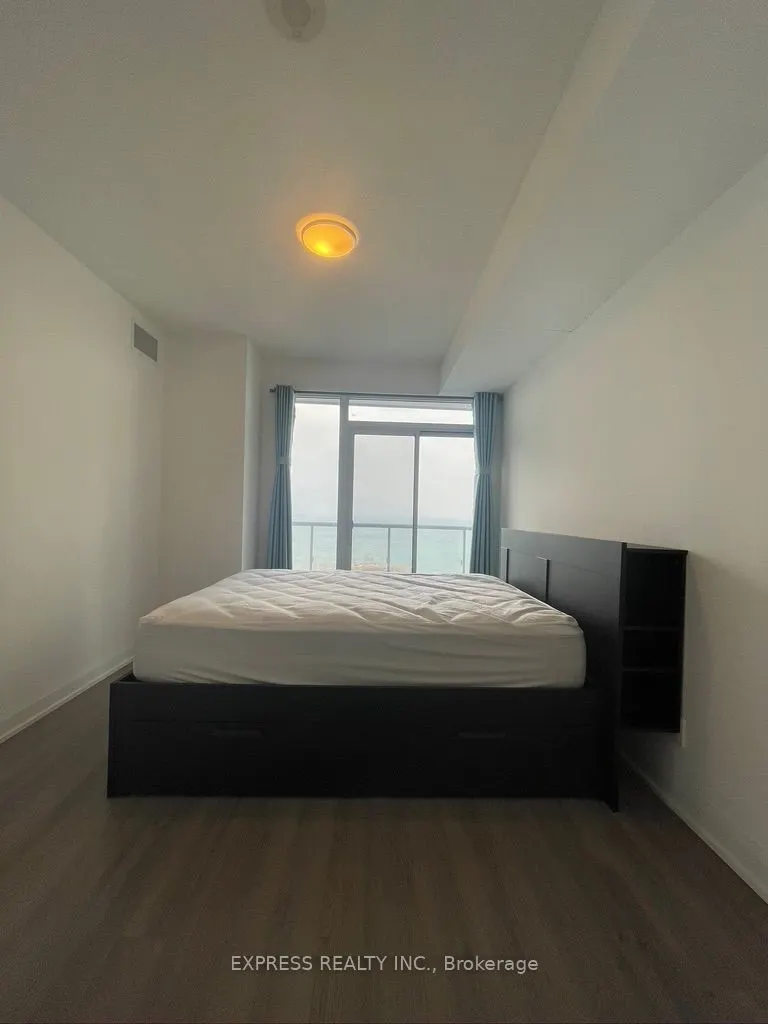 56 Annie Craig Drive, #3201