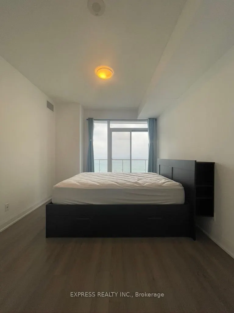 56 Annie Craig Drive, #3201