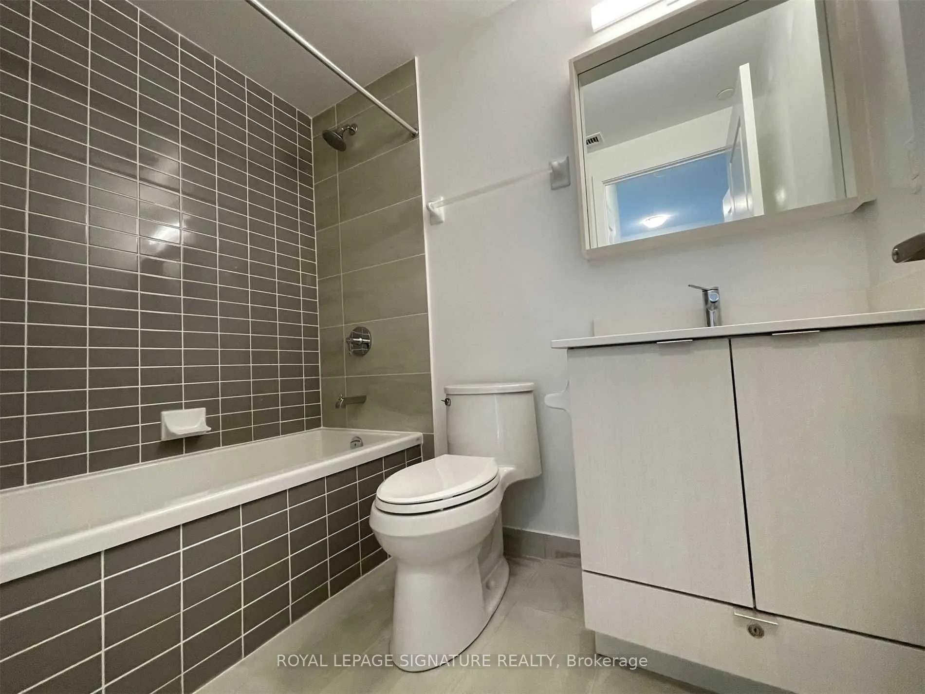 4675 Metcalfe Avenue, #602