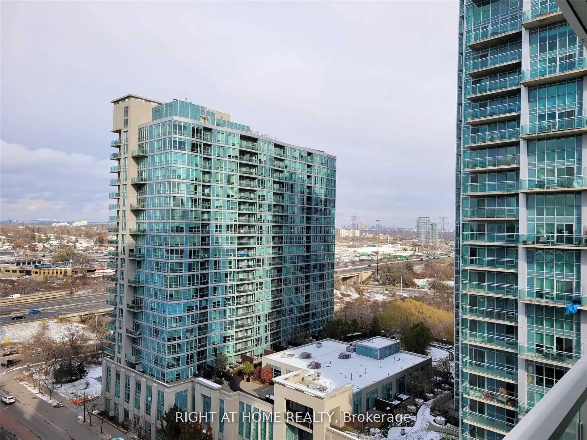 251 Manitoba Street, #1401