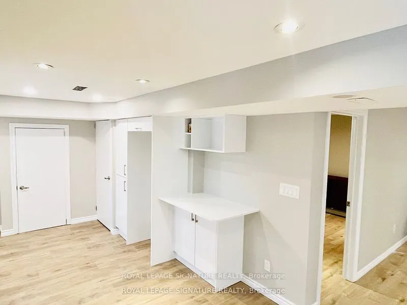35 Moon Valley Drive