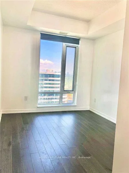 2560 Eglinton Avenue W, #2211