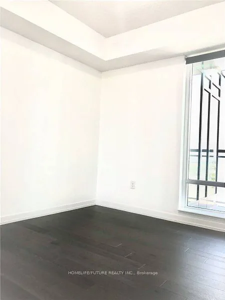 2560 Eglinton Avenue W, #2211