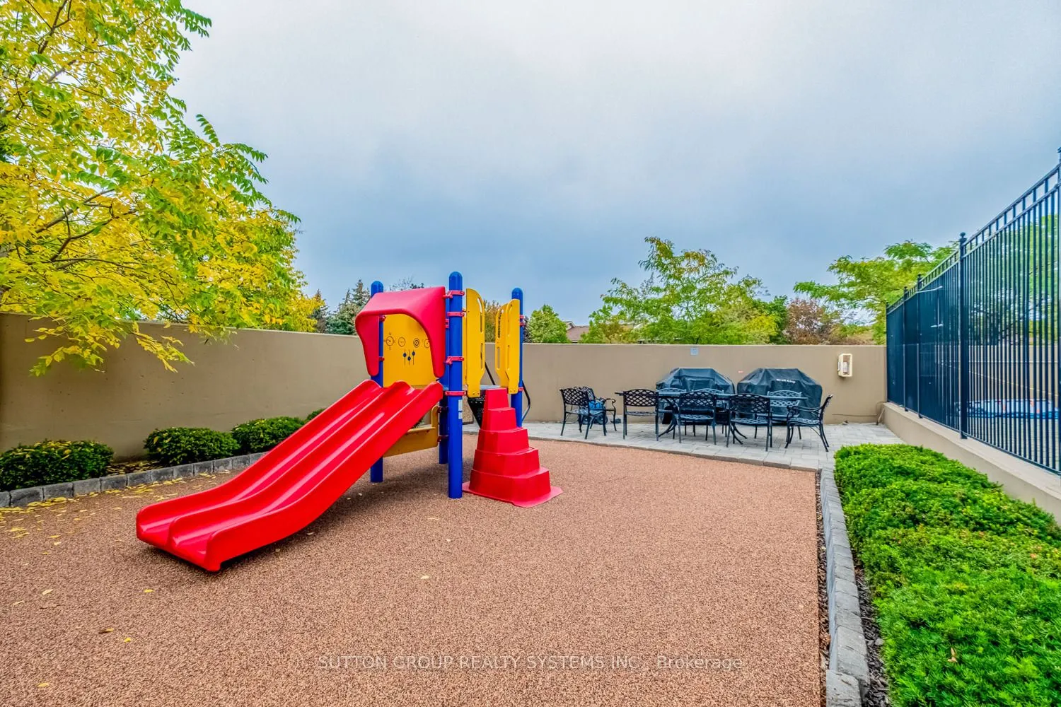 220 Forum Drive, #608