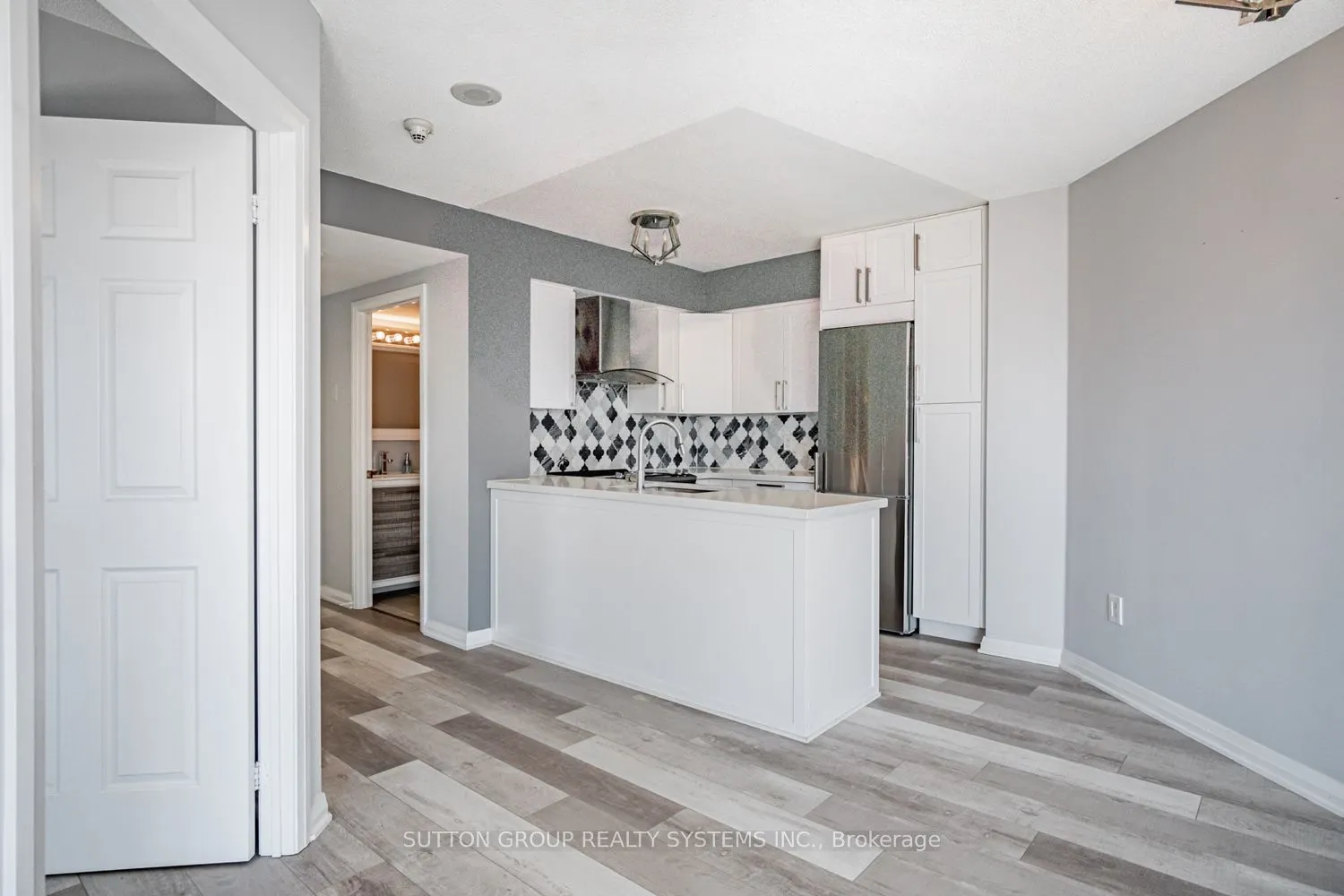 220 Forum Drive, #608