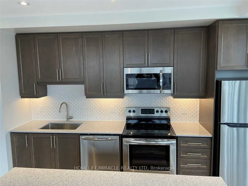 15 Lynch Street, #1408