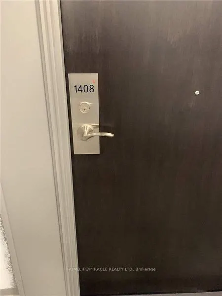 15 Lynch Street, #1408