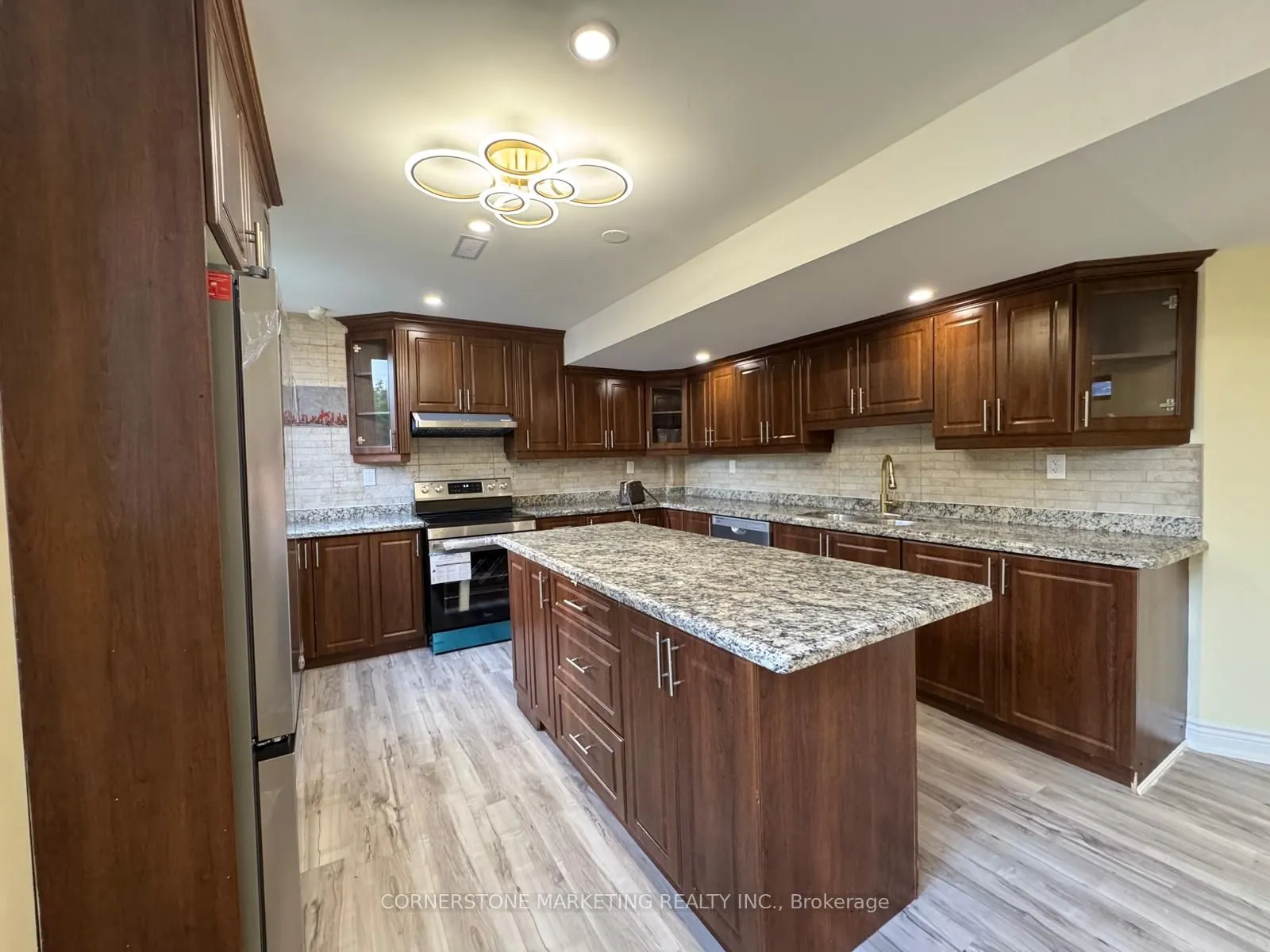 8 Cranwood Circle, #Basement