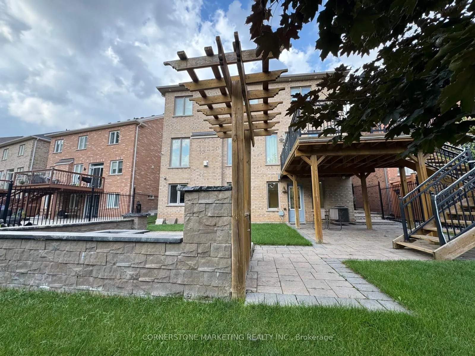 8 Cranwood Circle, #Basement