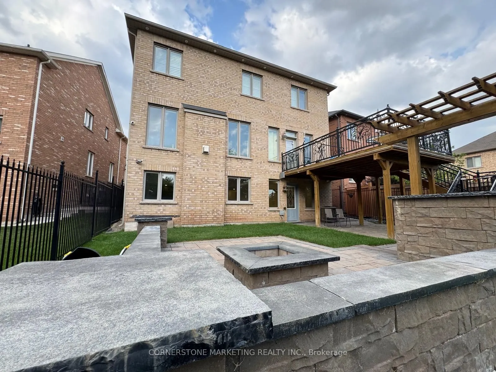 8 Cranwood Circle, #Basement