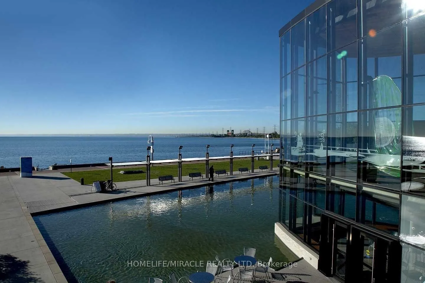 1270 Maple Crossing Boulevard, #304