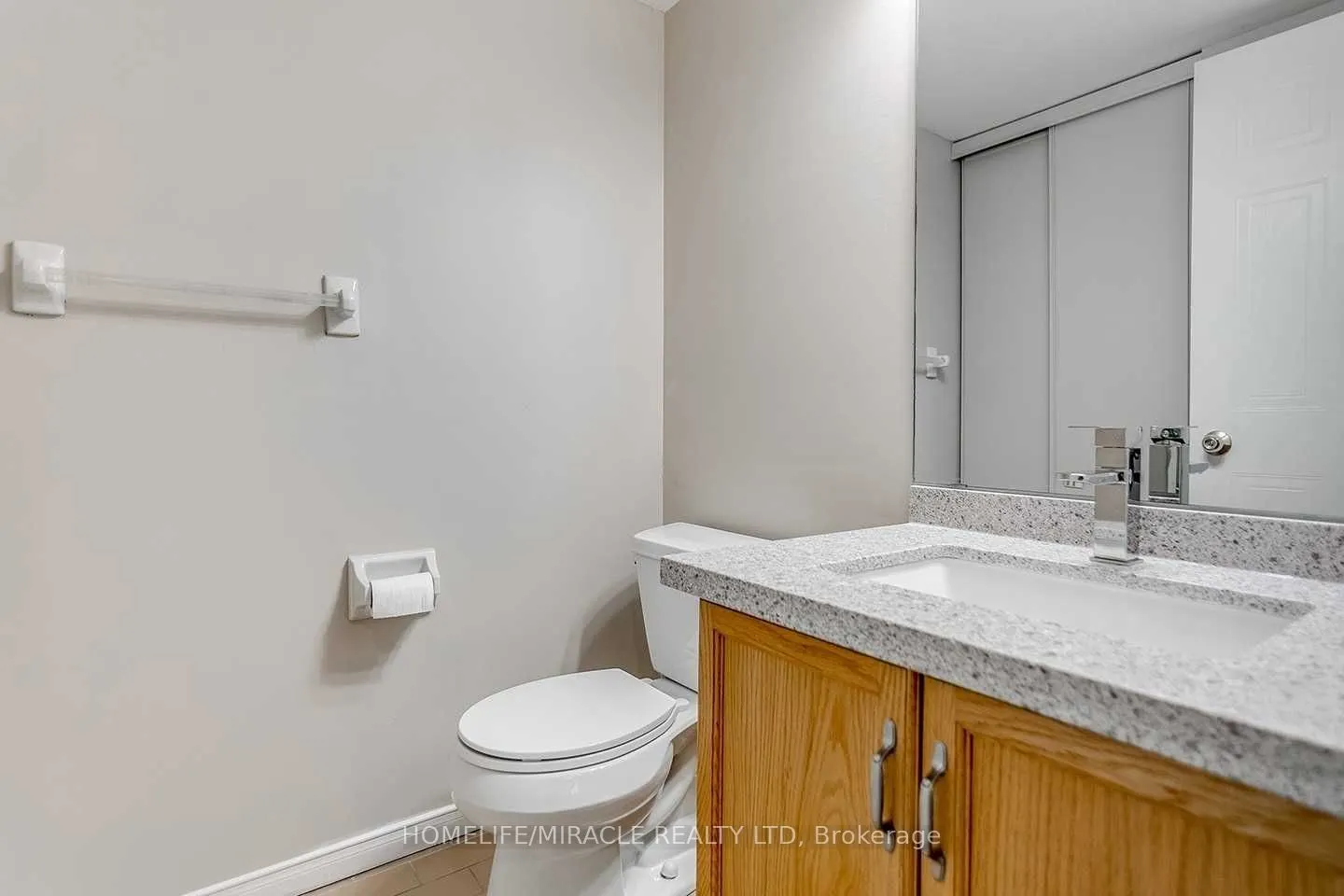 1270 Maple Crossing Boulevard, #304