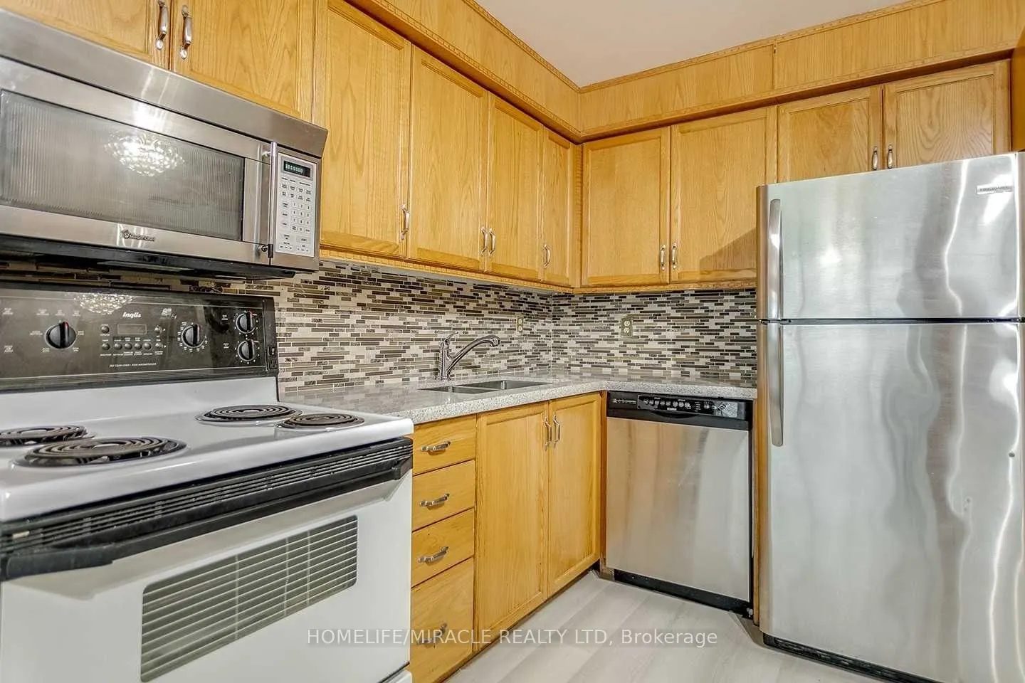1270 Maple Crossing Boulevard, #304