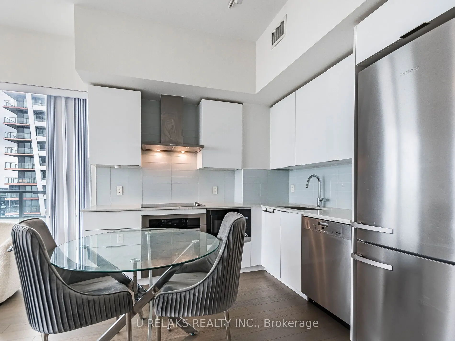 20 shore breeze Drive, #4701
