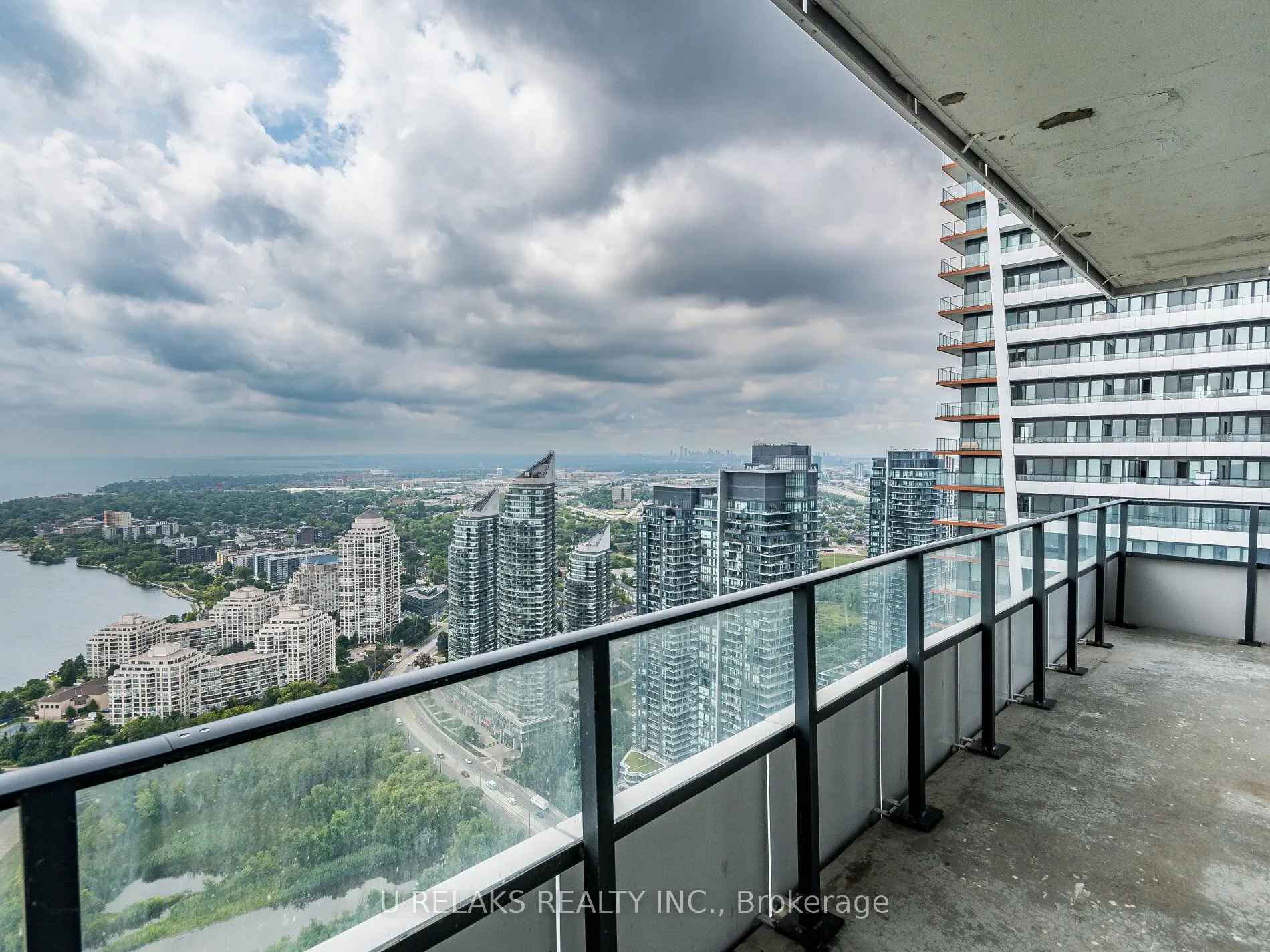 20 shore breeze Drive, #4701