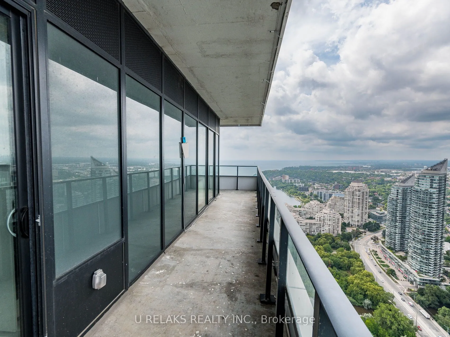 20 shore breeze Drive, #4701