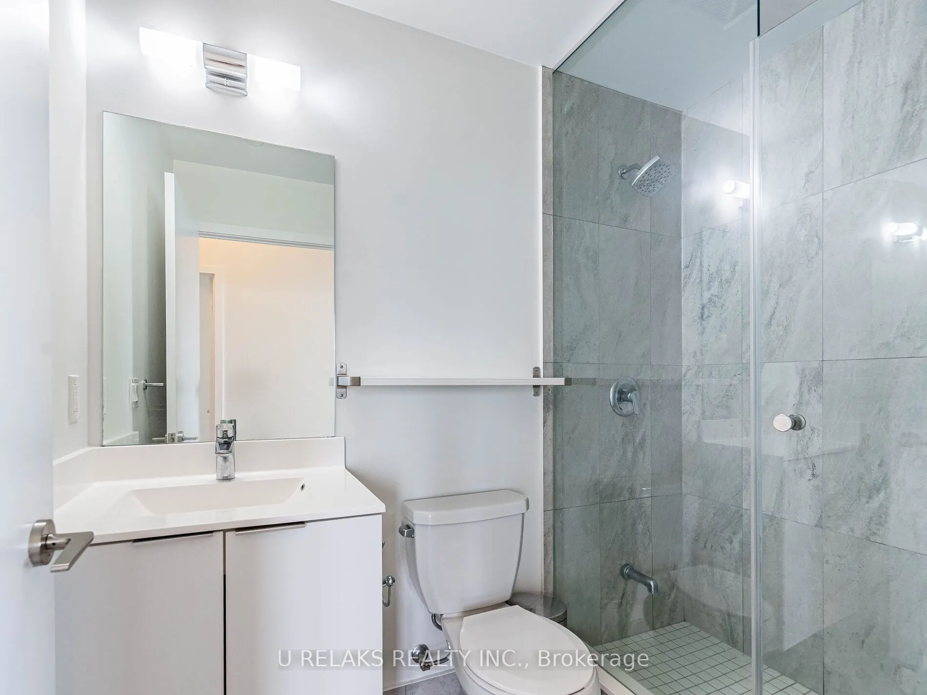 20 shore breeze Drive, #4701