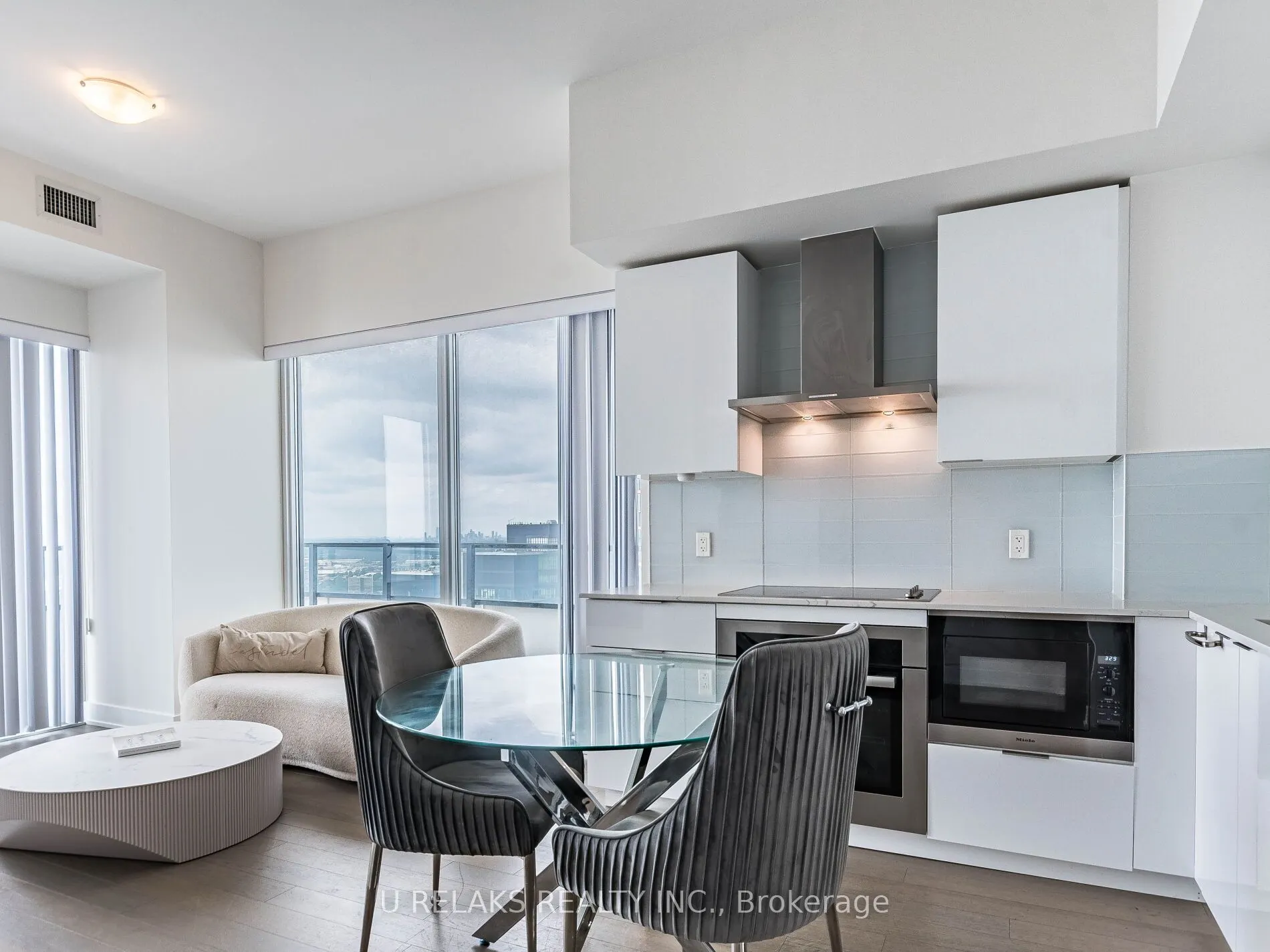 20 shore breeze Drive, #4701