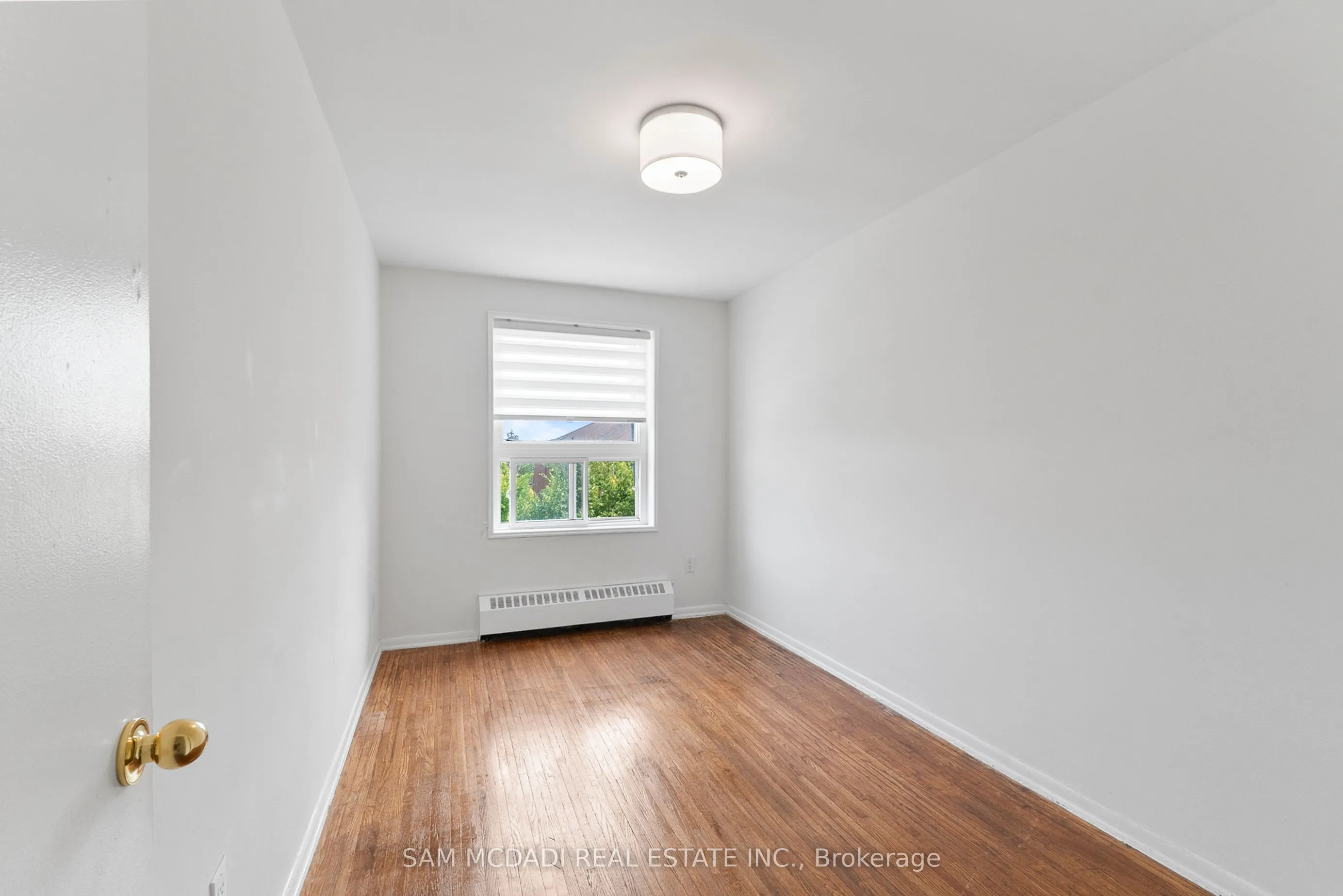 1026 burnhamthorpe Road E