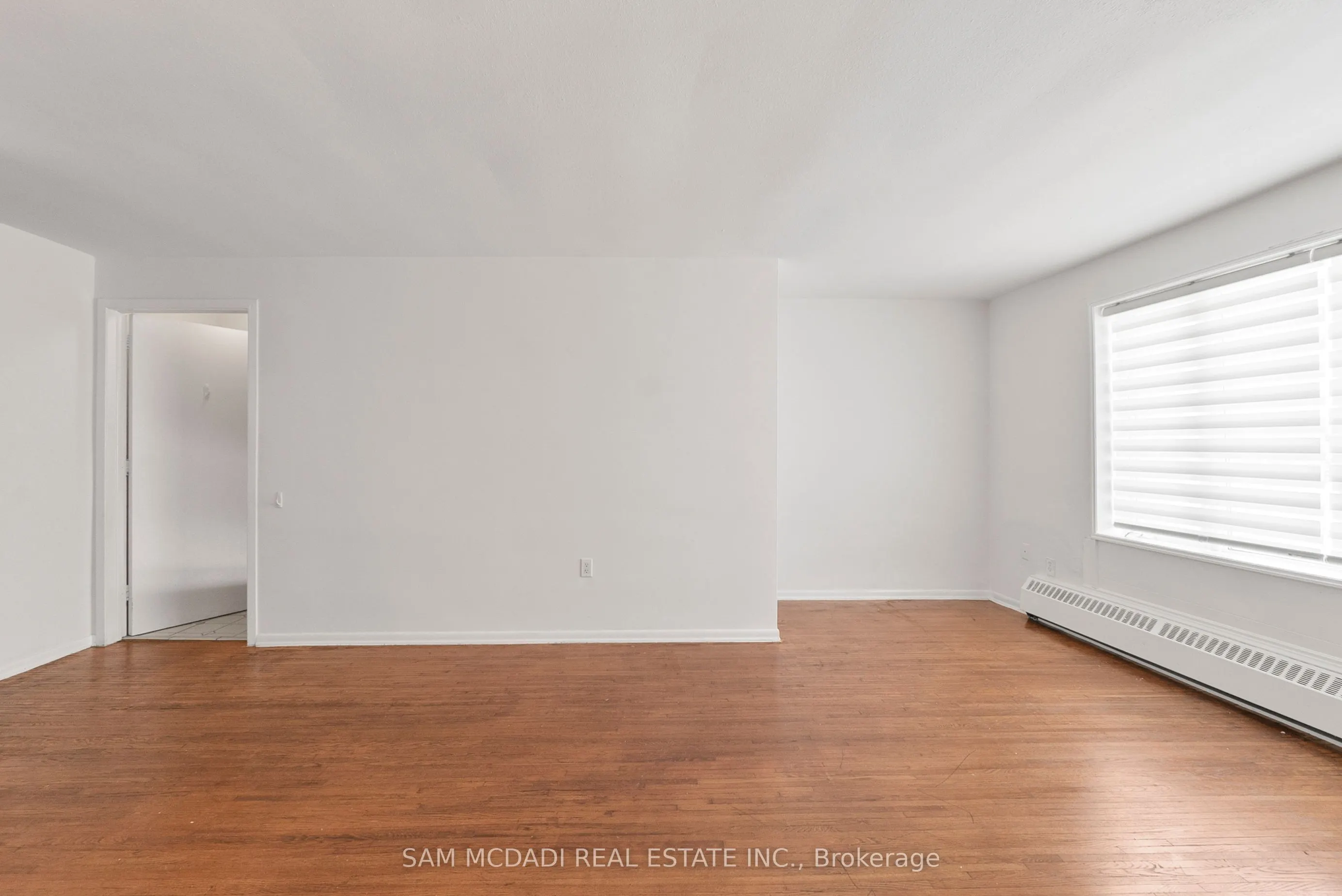 1026 burnhamthorpe Road E