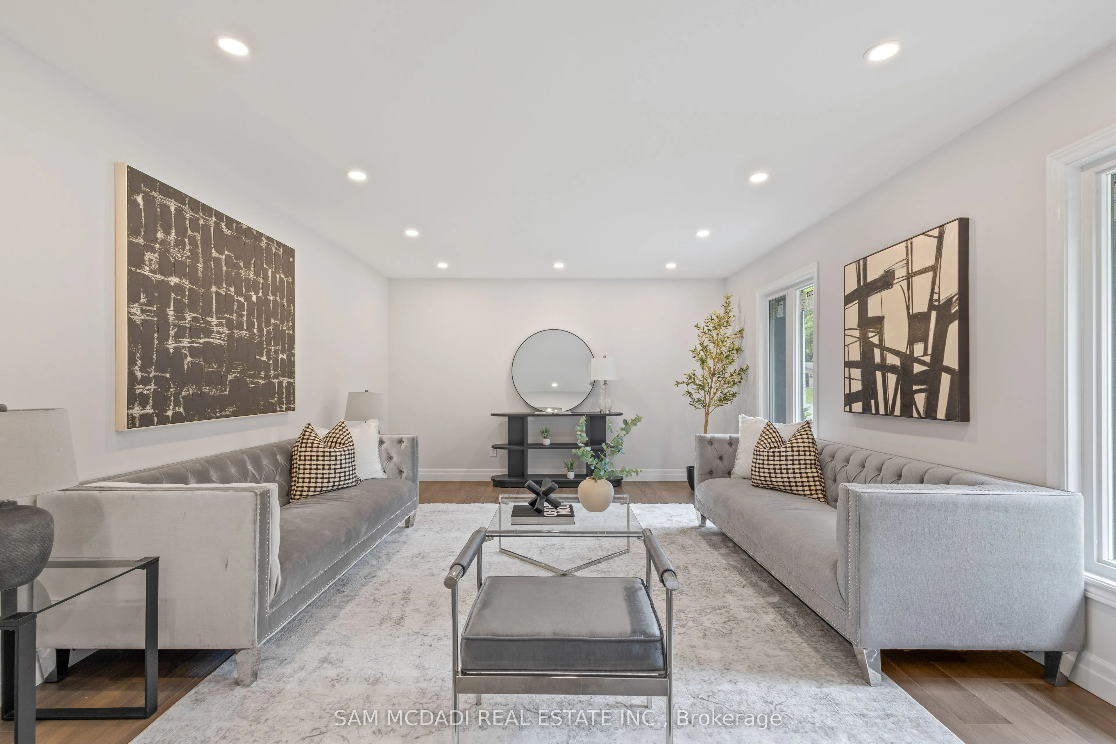 2535 Robin Drive