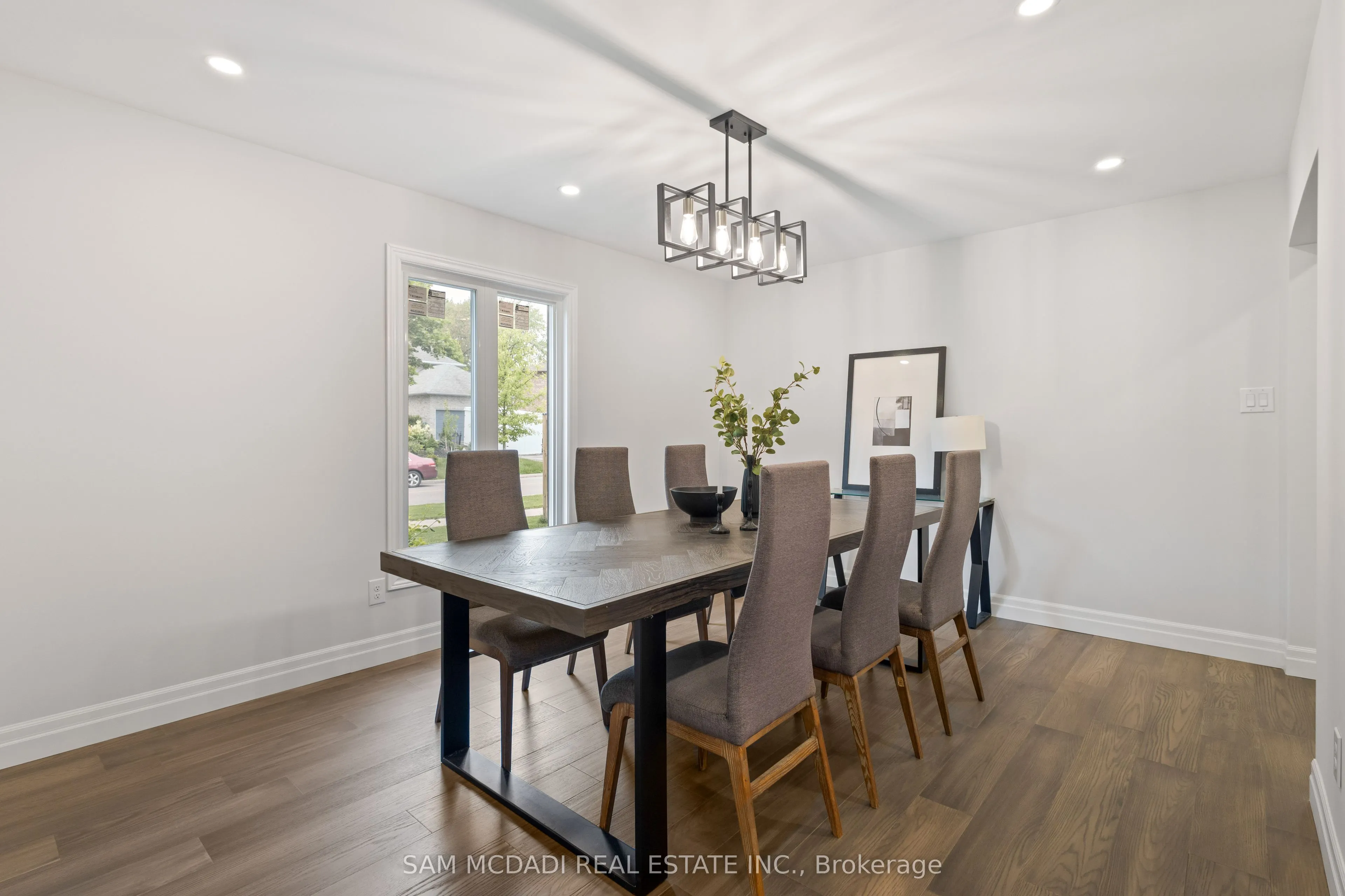 2535 Robin Drive