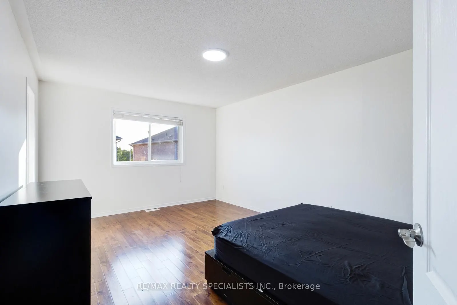 42 Trumpet Valley Boulevard