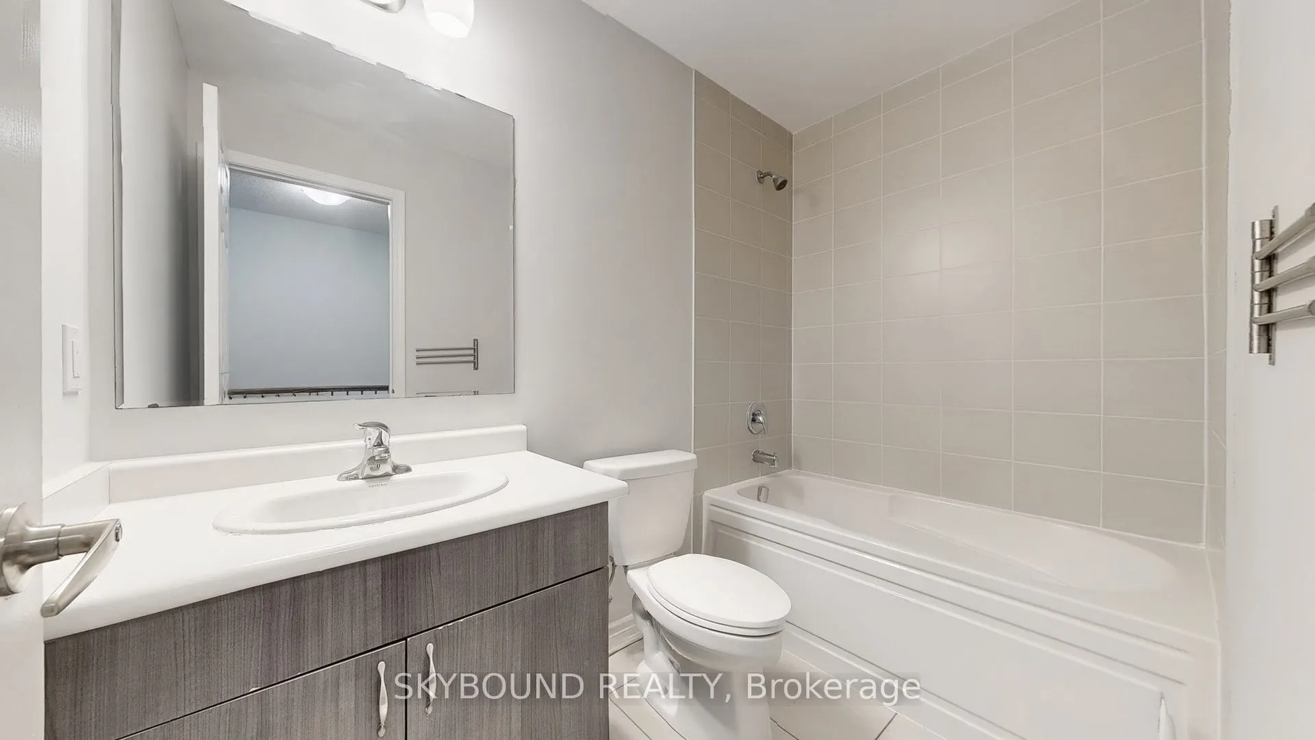 1000 Asleton Boulevard, #96