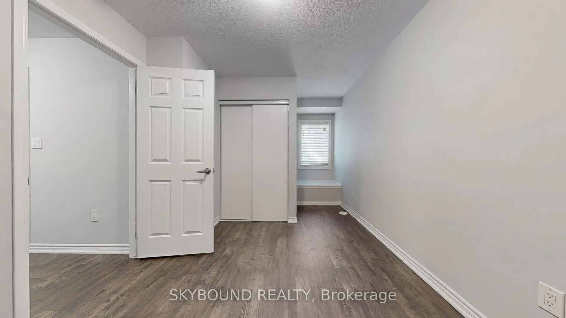 1000 Asleton Boulevard, #96