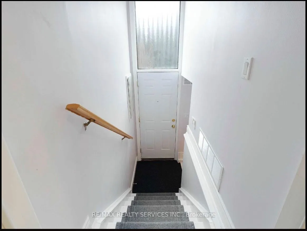 34 Bridgenorth Crescent, #Basement