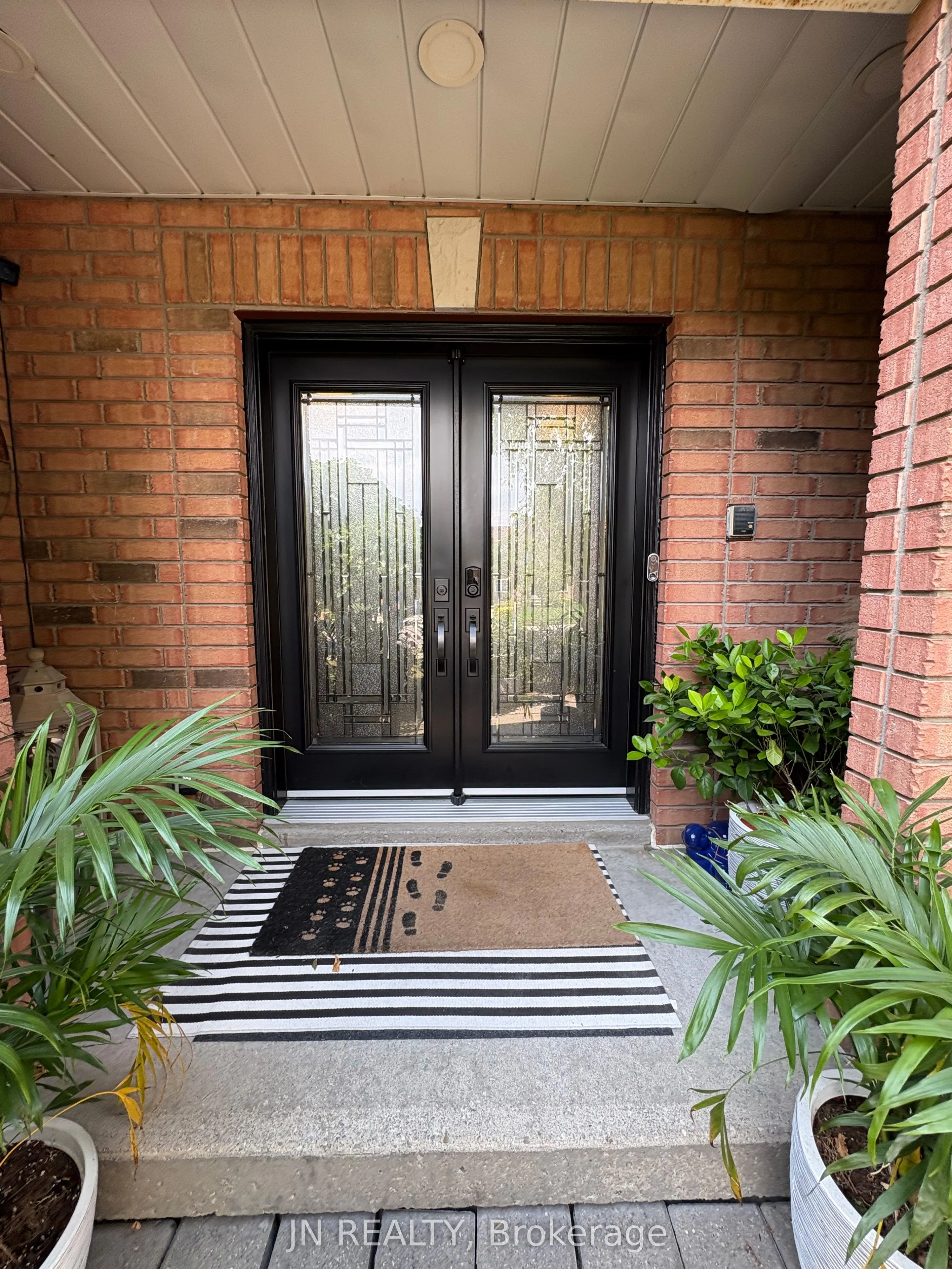 77 Colonel Bertram Road