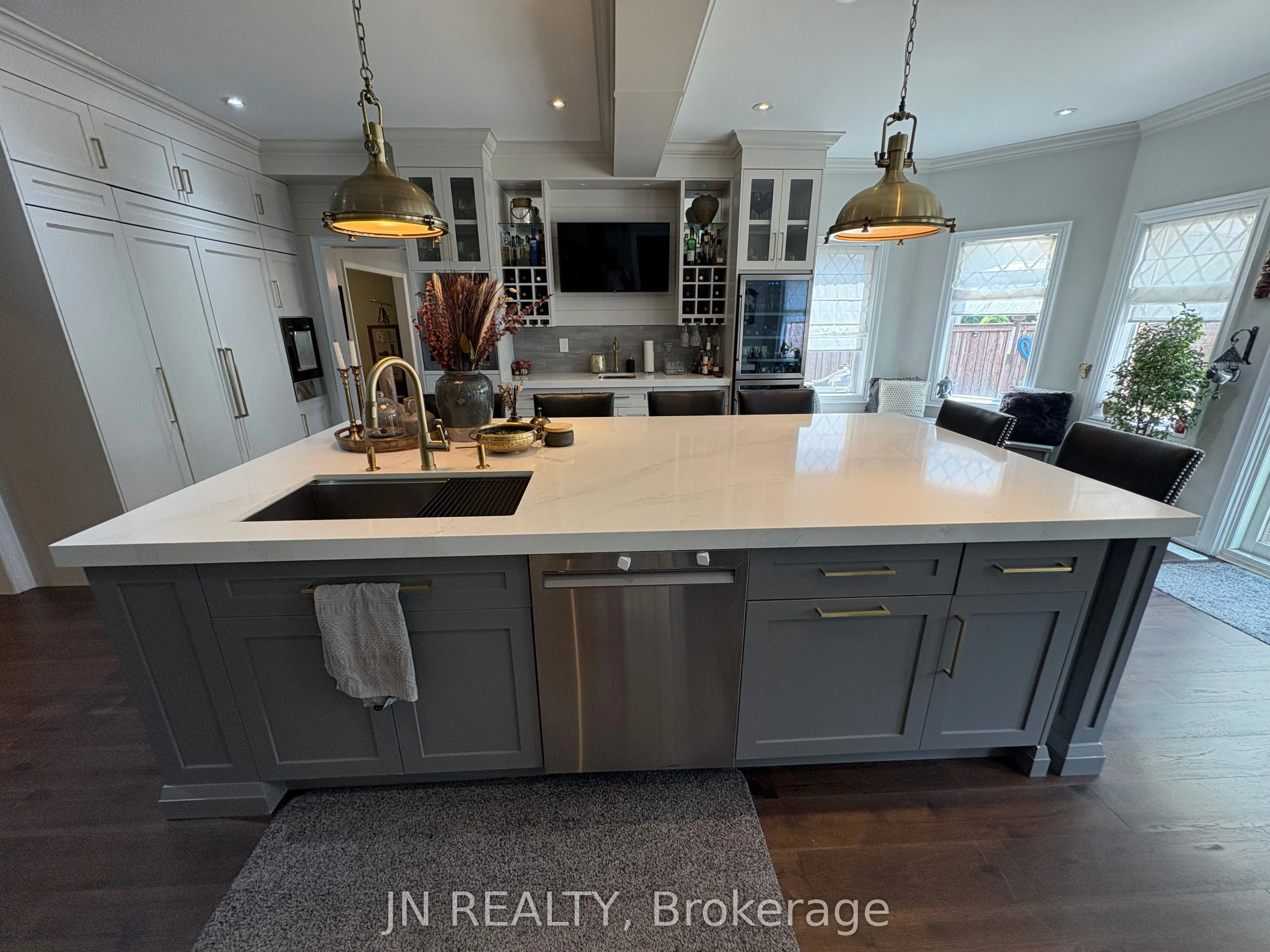 77 Colonel Bertram Road
