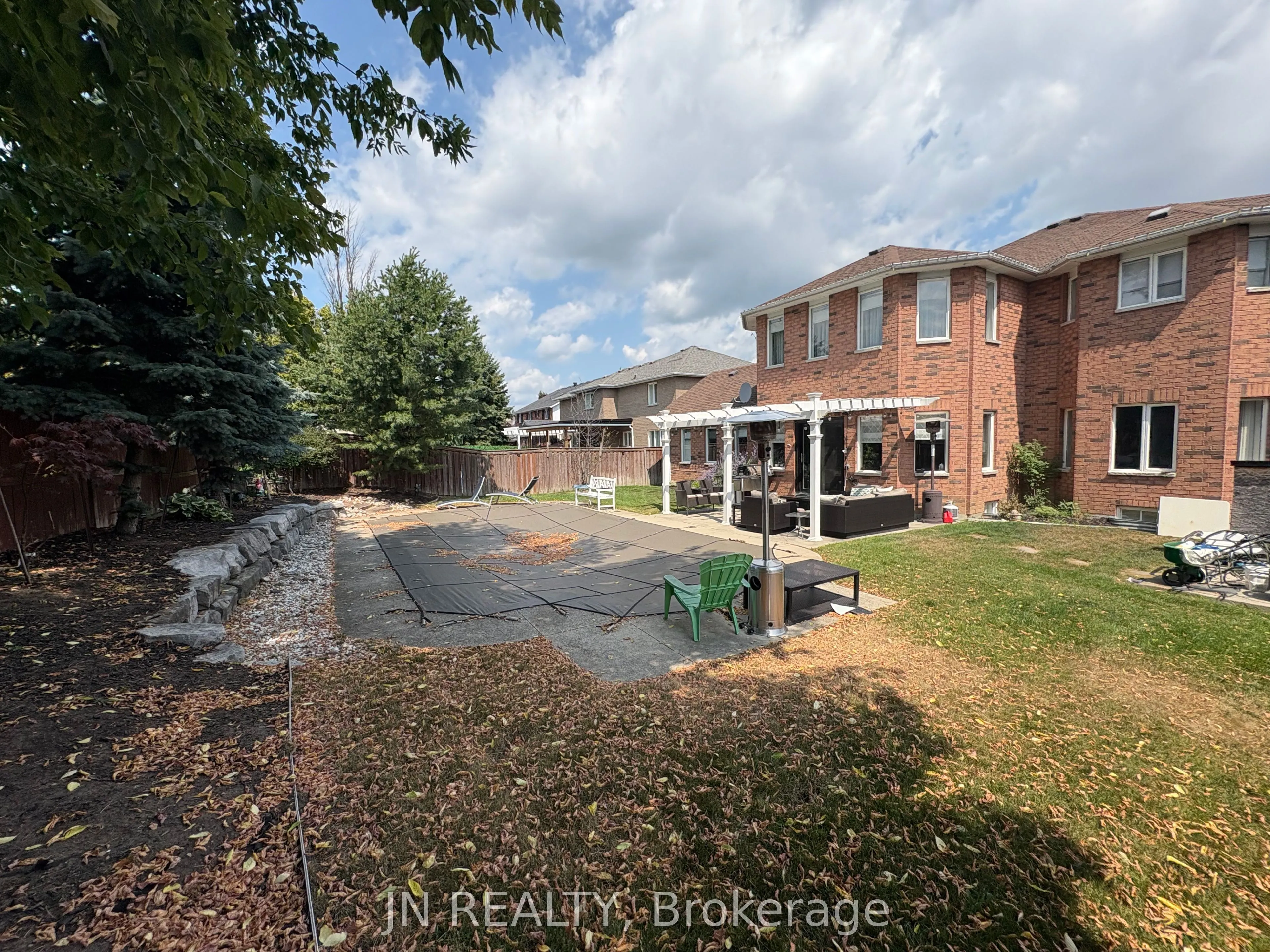 77 Colonel Bertram Road
