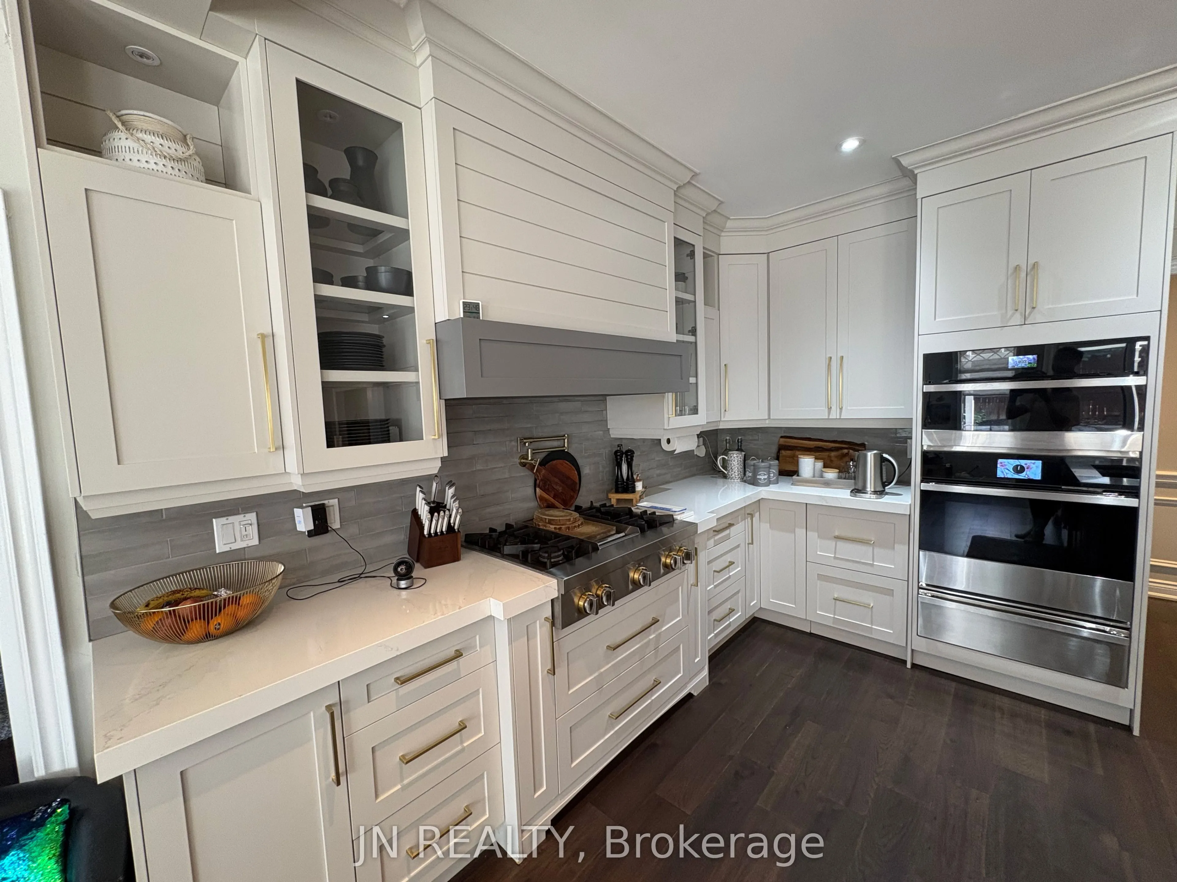 77 Colonel Bertram Road