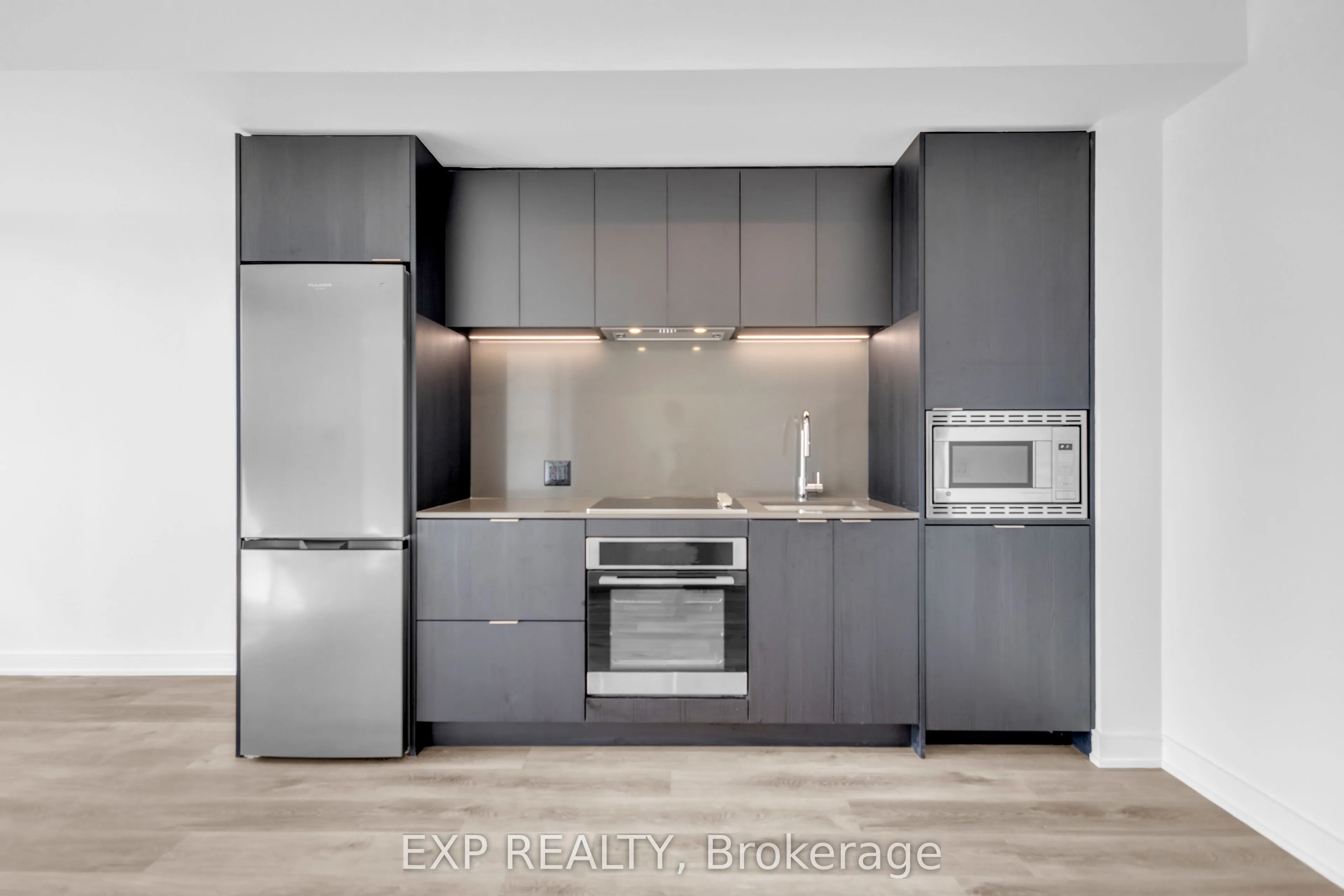 3009 Novar Road, #613