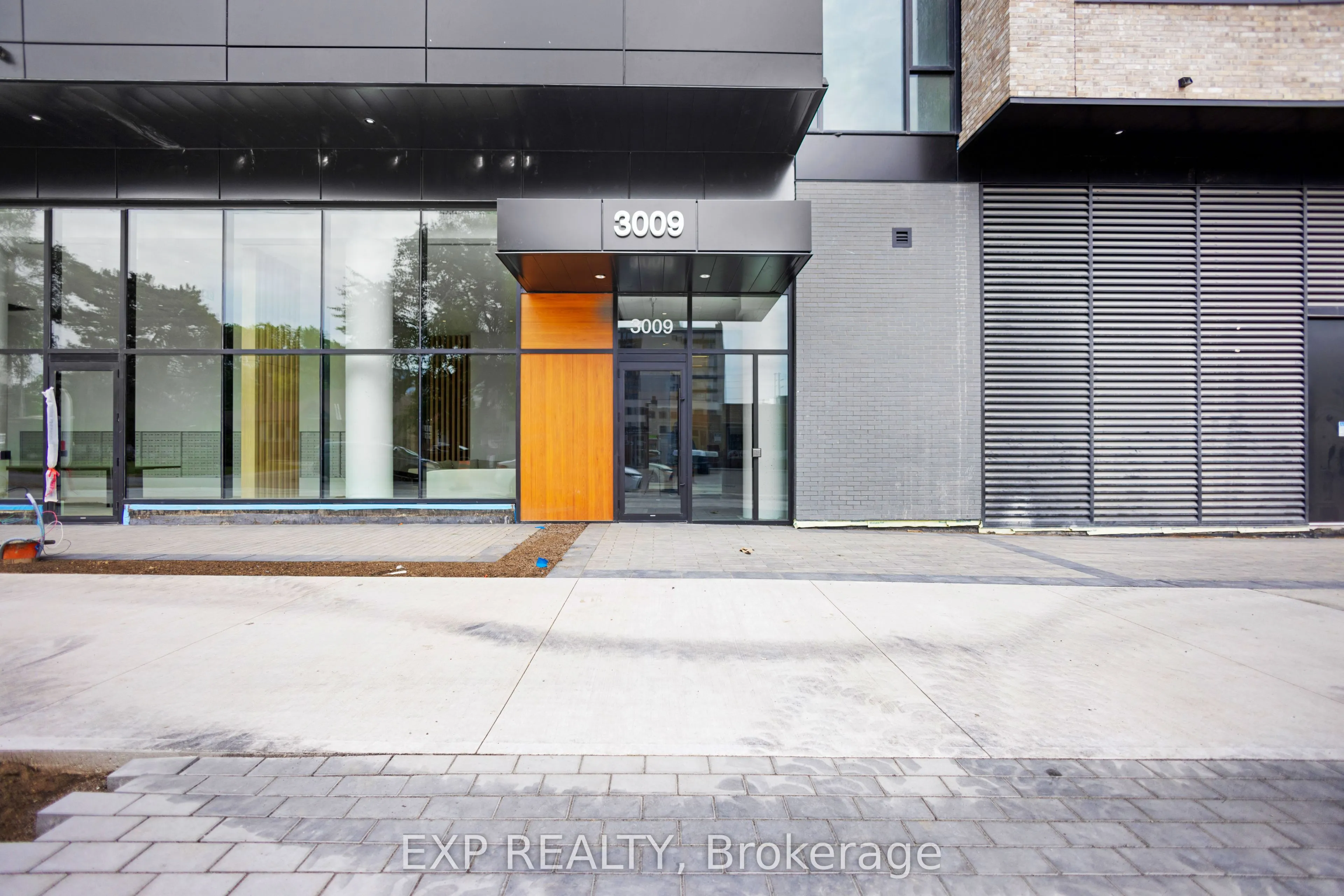 3009 Novar Road, #613
