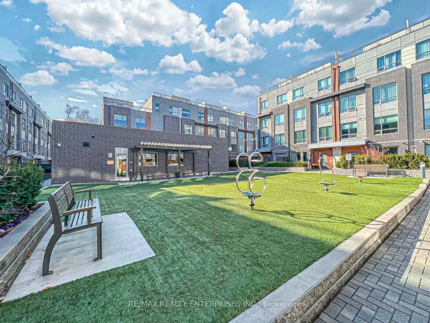 650 Atwater Avenue, #16