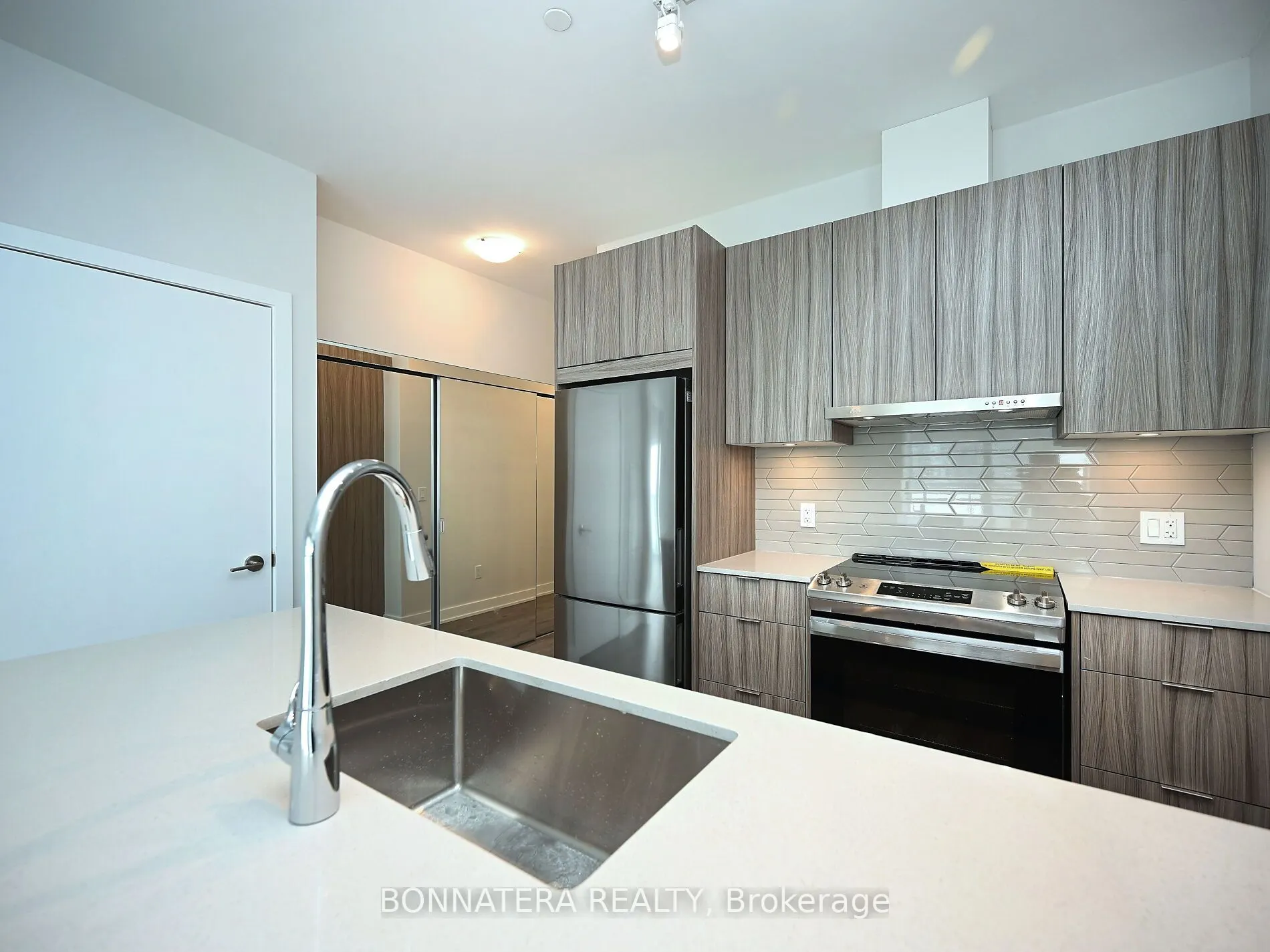 430 Square One Drive, #2503