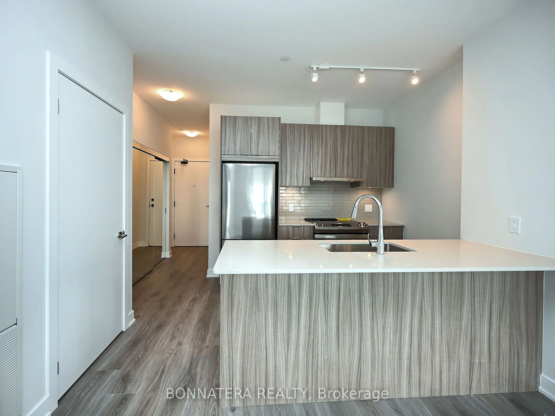 430 Square One Drive, #2503