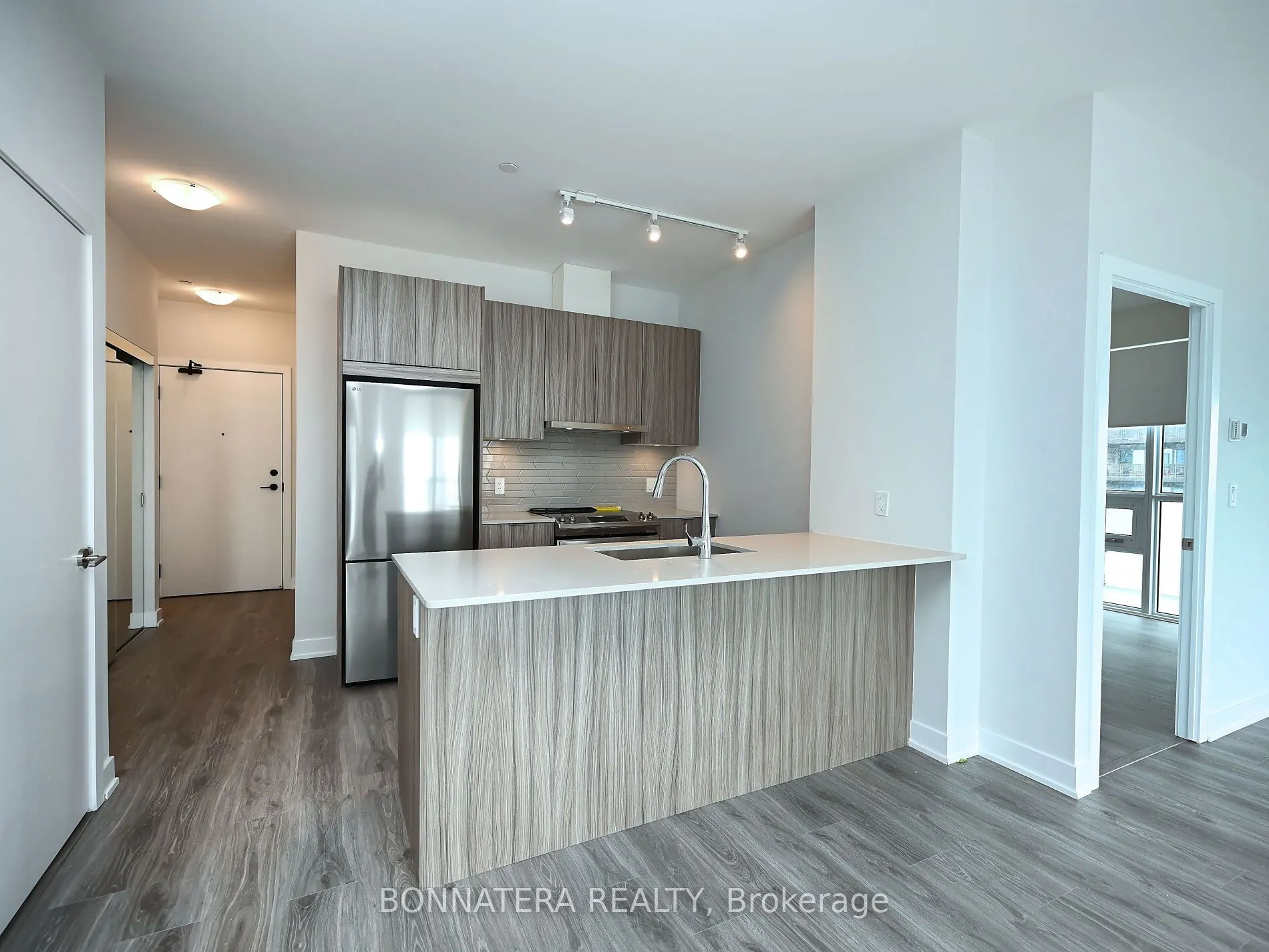 430 Square One Drive, #2503