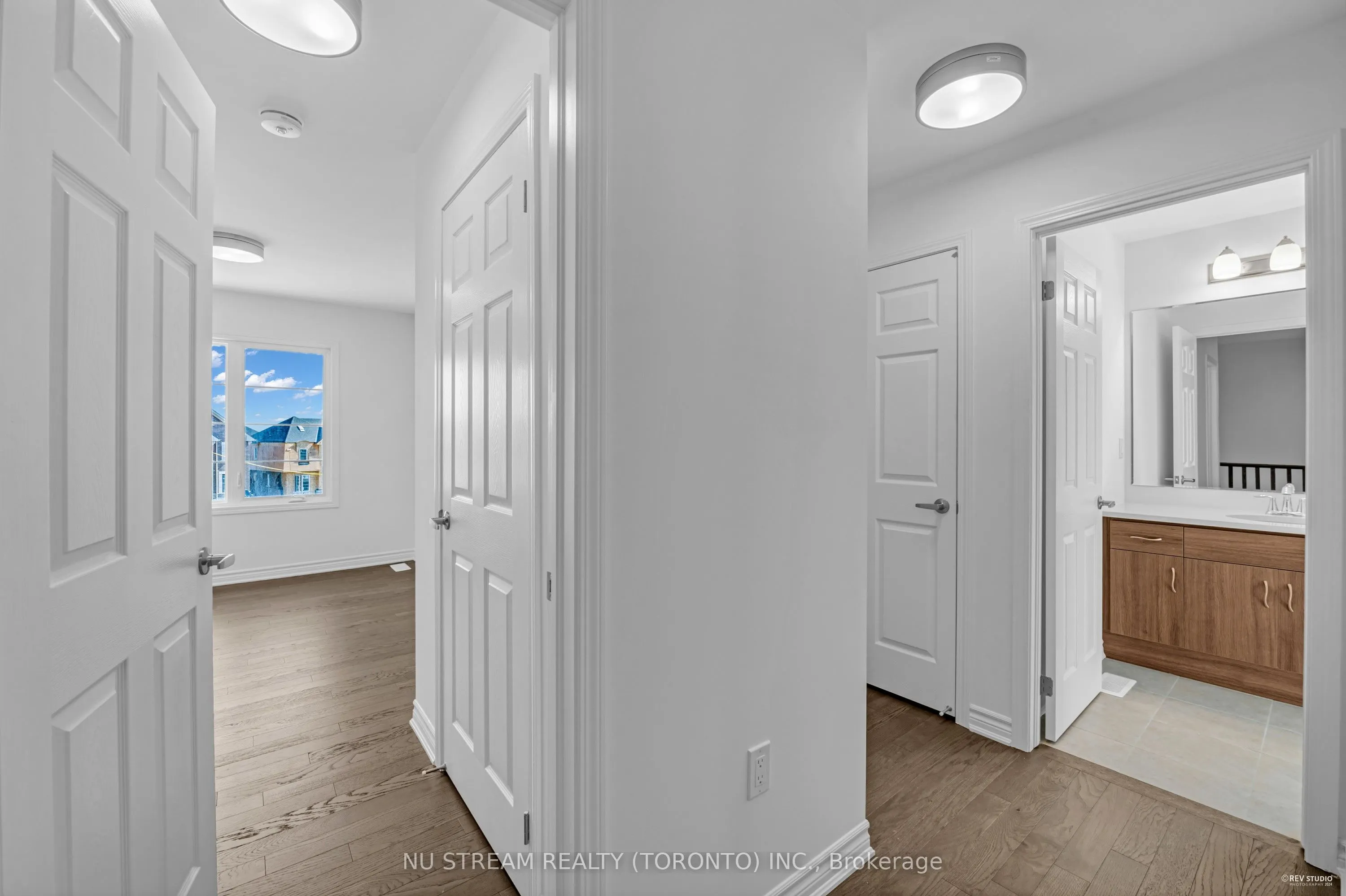 3034 Merrick Road