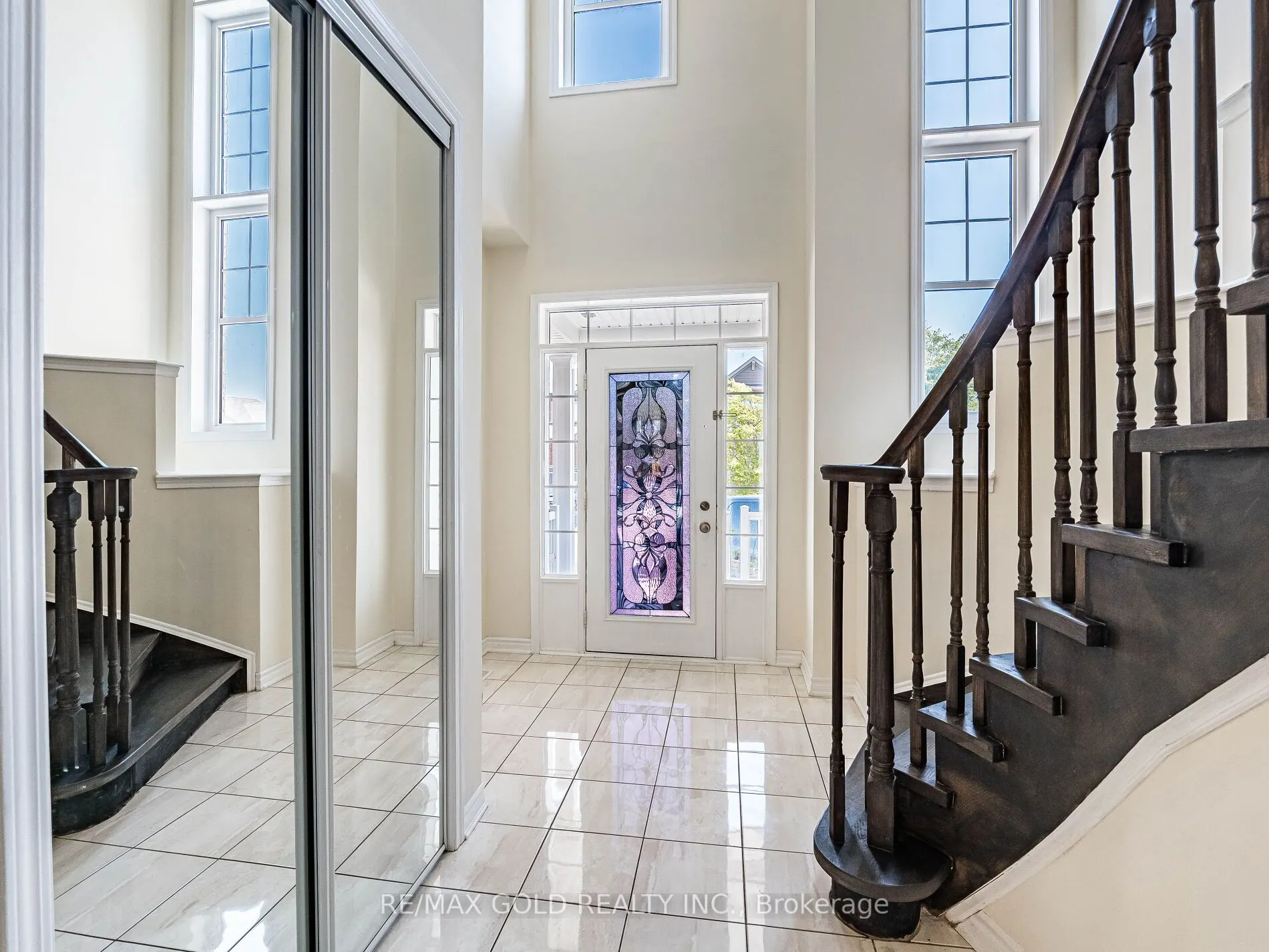 6 Feeder Street