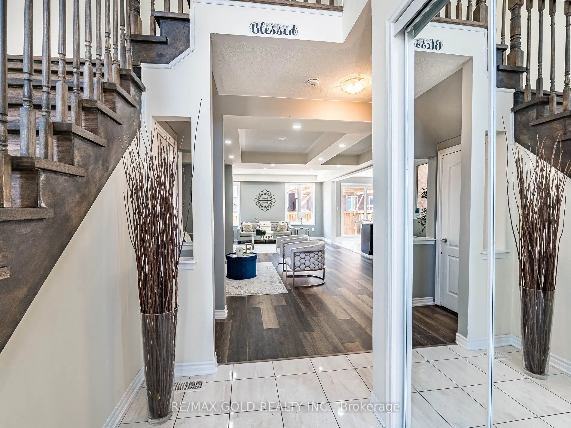 6 Feeder Street
