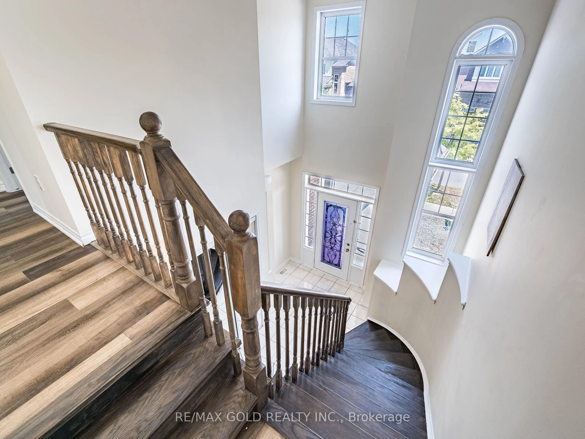 6 Feeder Street